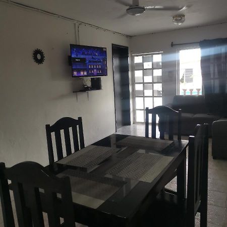 Casa Marthita Apartment Косумел Екстериор снимка